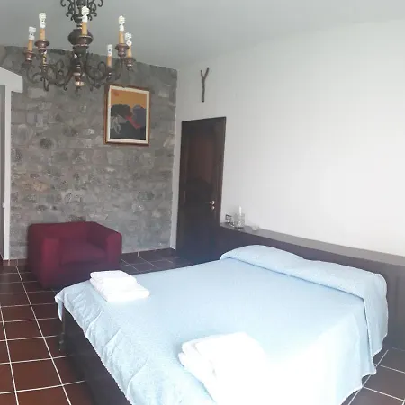 Pie' D'Ulivo - La Residenza Nel Centro Storico