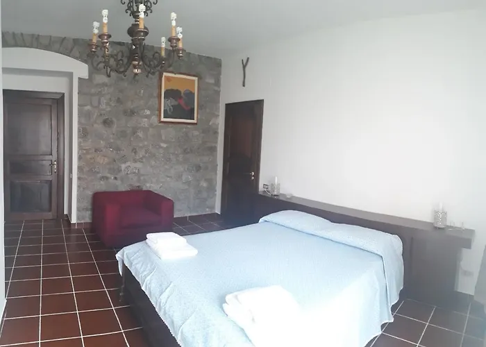 Pie' D'ulivo - La Residenza Nel Centro Storico
