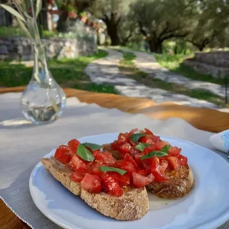 Pie' D'ulivo - La Residenza Nel Centro Storico