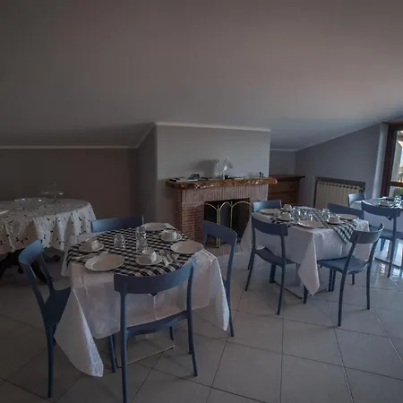 Pie' D'ulivo - La Residenza Nel Centro Storico Bosco (Campania)